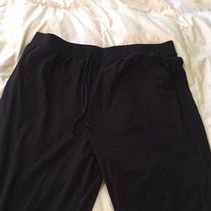 Black spandex jogger pants.